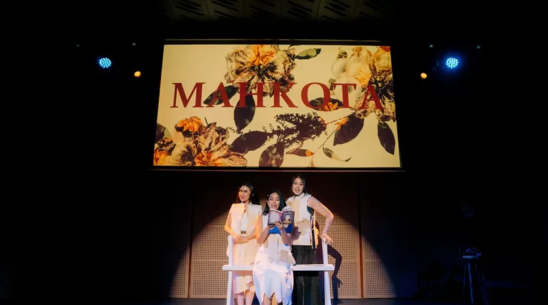 Rayakan Semangat Emansipasi Wanita melalui Dramatic Reading “MAHKOTA” bersama Tiga Seniman Perempuan Indonesia di Galeri Indonesia Kaya