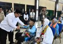 Lepas 444 Jemaah Haji Kloter 5 Embarkasi Palembang, Iqbal Romzi Bekali Jemaah Pesan “SMS”