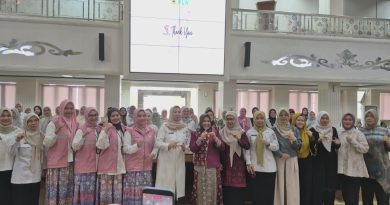 Perkuat Literasi Digital Perempuan, Srikandi PLN S2JB Gandeng DWP Kota Palembang Kenalkan PLN Mobile
