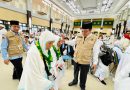 Kloter 12 Berangkat Menuju Jeddah, Kakanwil Kemenhaj Sumsel Ingatkan Jemaah Fokus pada Puncak Haji