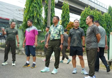 Olahraga bersama; Pangdam II/Sriwijaya Cek Progres Rehab Swadaya Rumdis Pamen Kodam