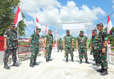 Konektivitas Dua Desa Pulih, Pangdam II/Sriwijaya Tinjau Langsung Jembatan Perintis Garuda