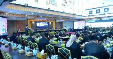 Walikota Ratu Dewa Hadiri Paripurna DPRD Palembang, Bahas Air Limbah hingga Pemajuan Kesenian