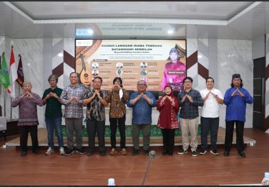 Tembang Batanghari Sembilan Terancam Kehilangan Jati Diri