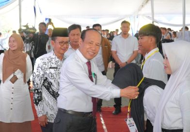 PKKMB UPGRIP Tahun 2026 Diikuti 1.972 Maba, Rektor Bukman Lian Pastikan Kampus Tanpa Perploncoan