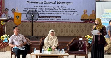 “Bijak Bertransaksi Keuangan di Era Digital dengan Menjaga Keluarga dari Jeratan Pinjol dan Investasi Bodong”, Sosialisasi Literasi Keuangan oleh BKOW Sumsel