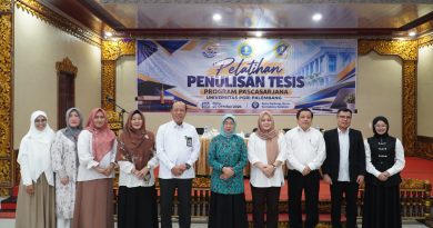 Tesis Berkualitas, Komitmen PPs UPGRIP Cetak Magister Bermutu melalui Pelatihan Penulisan Tesis Program Pascasarjana 