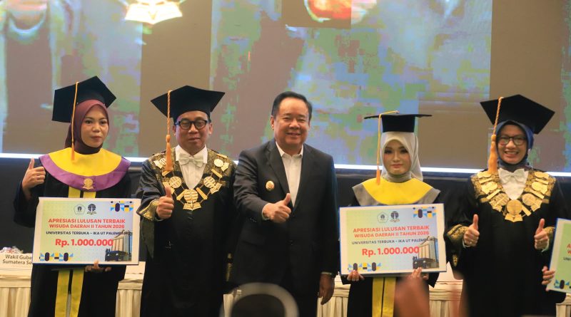 Wagub Cik Ujang Dorong Lulusan UT Palembang Berkontribusi Nyata bagi Pembangunan Sumsel